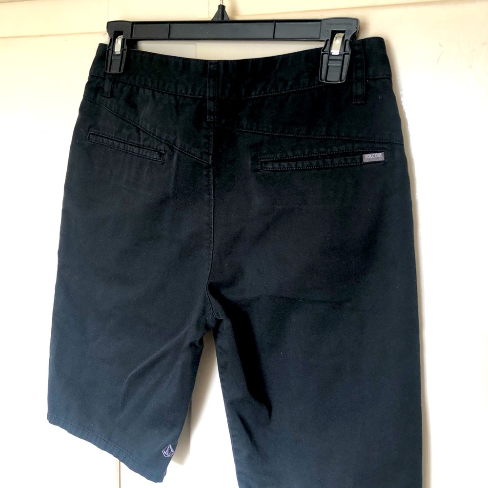Volcom boy’s shorts. Sz 29/18